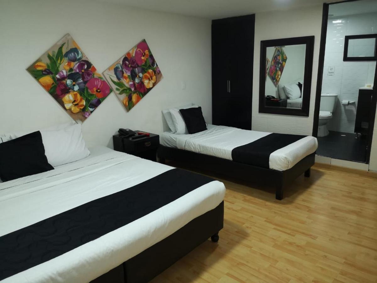בוגוטה Hotel Santiago Plaza מראה חיצוני תמונה