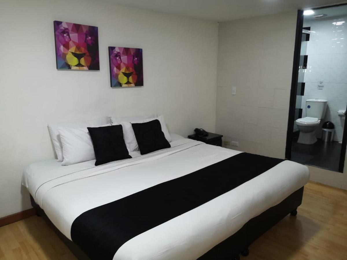 בוגוטה Hotel Santiago Plaza מראה חיצוני תמונה