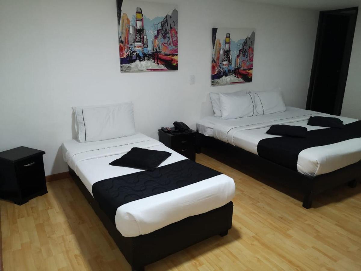 בוגוטה Hotel Santiago Plaza מראה חיצוני תמונה