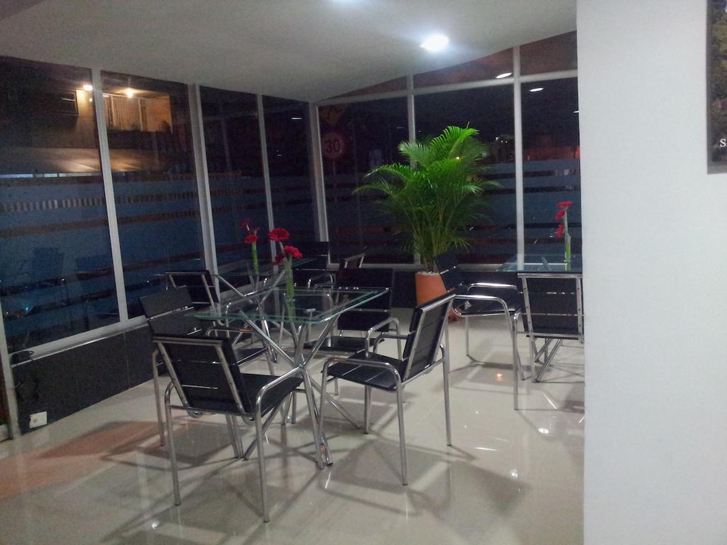 בוגוטה Hotel Santiago Plaza מראה חיצוני תמונה