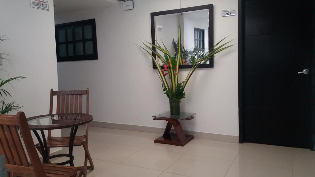 בוגוטה Hotel Santiago Plaza מראה חיצוני תמונה